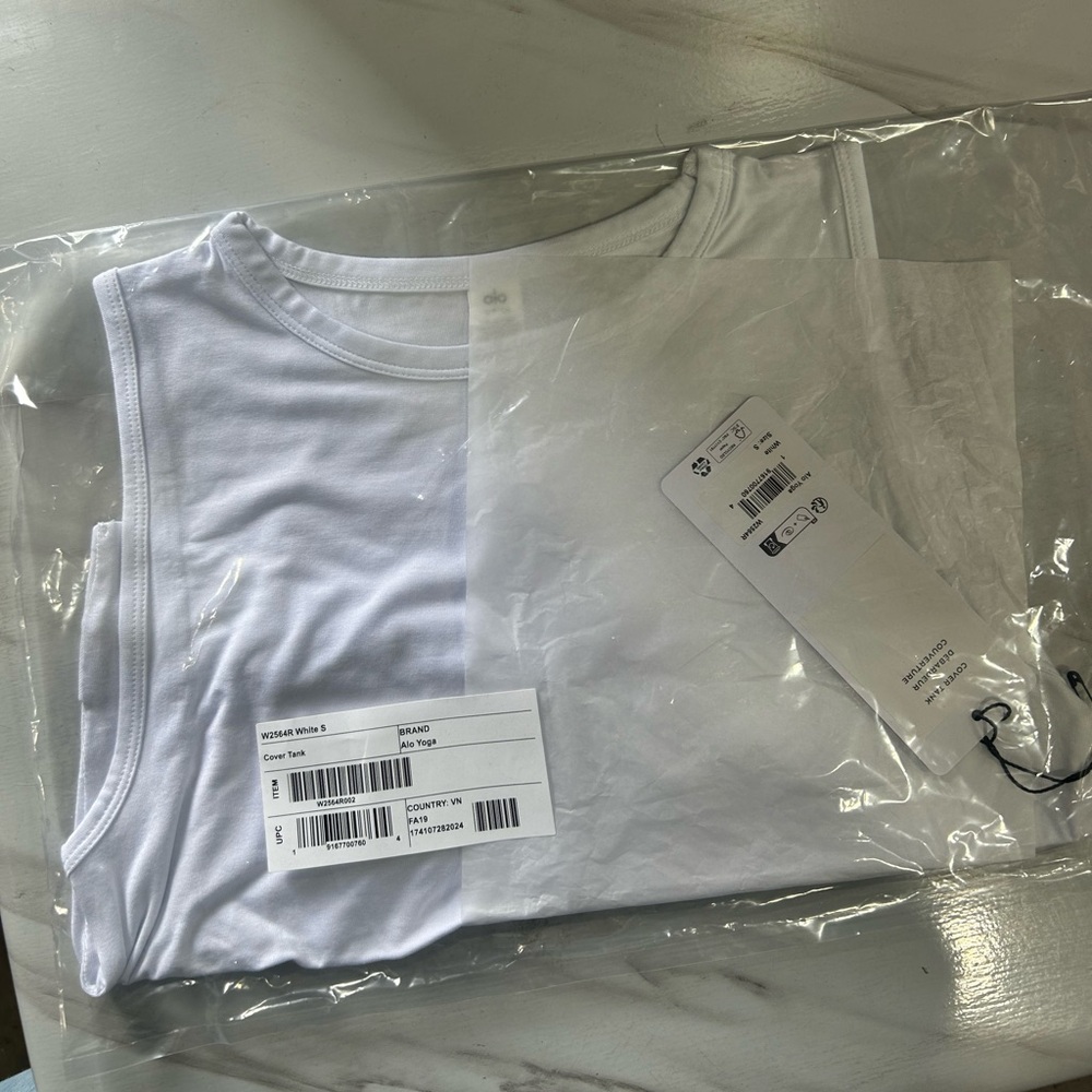 ALO Yoga - Cover Tank - White - Small **BRAND NEW** NWT